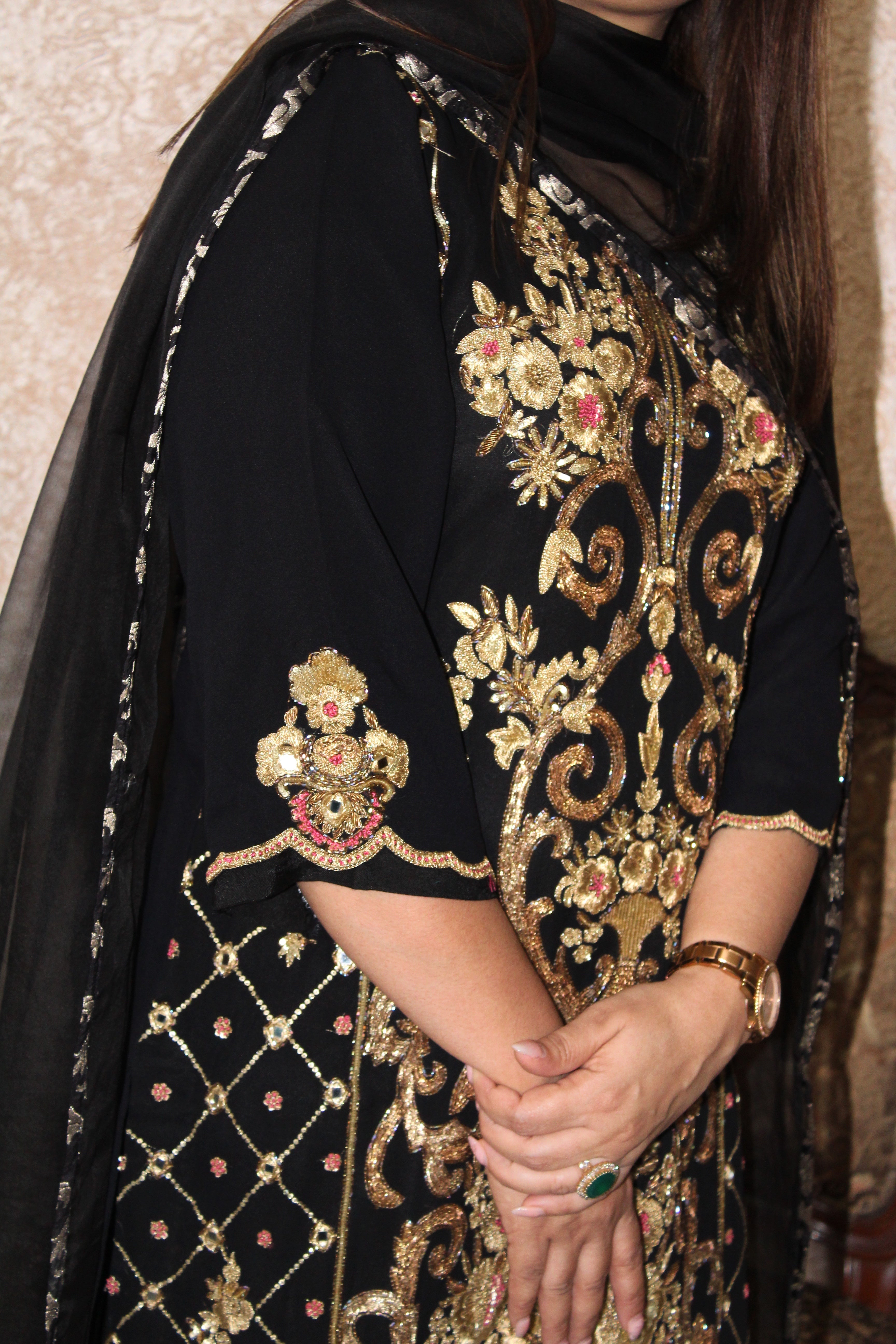 Midnight Gold Goddess