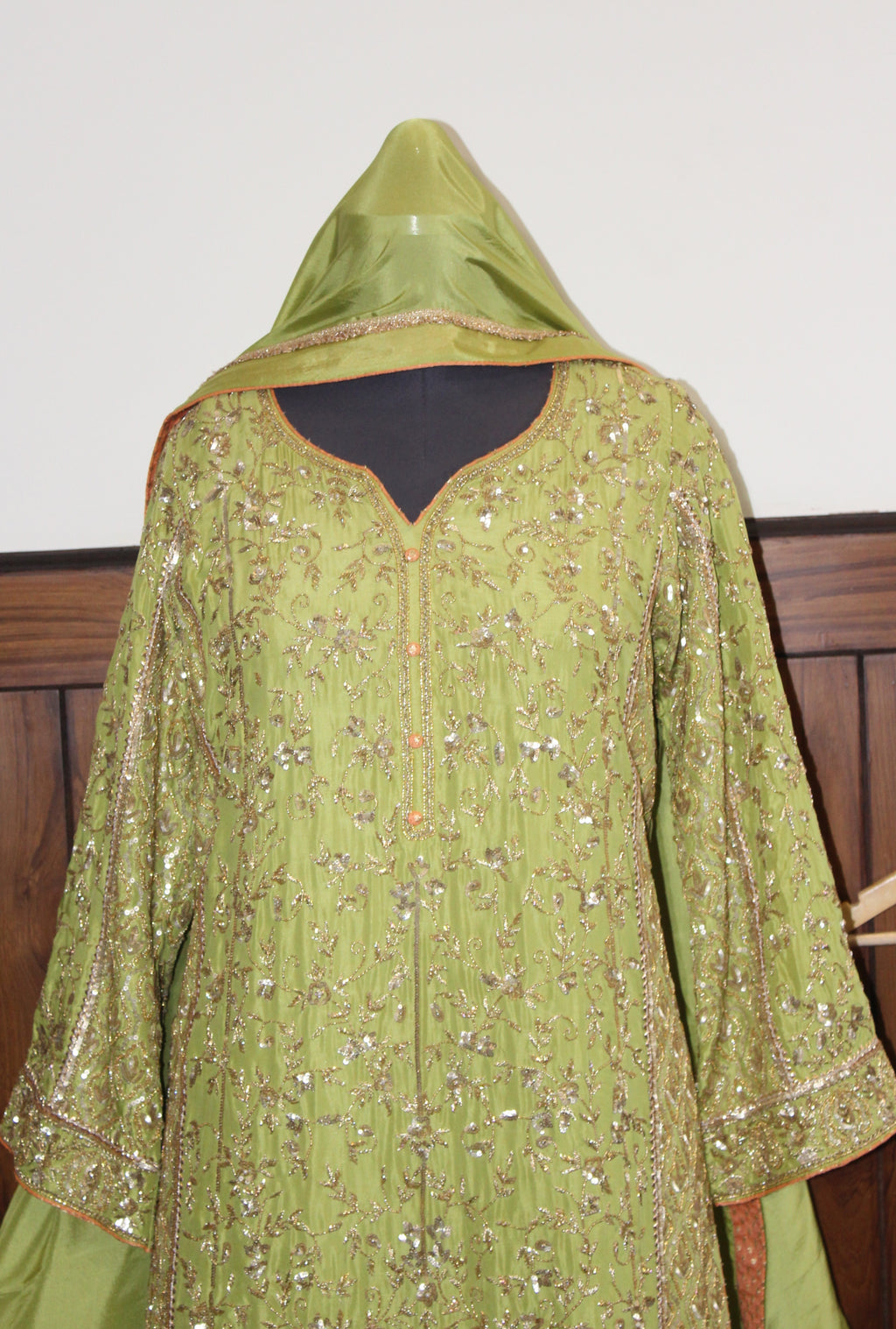 Shinning Pastel Green