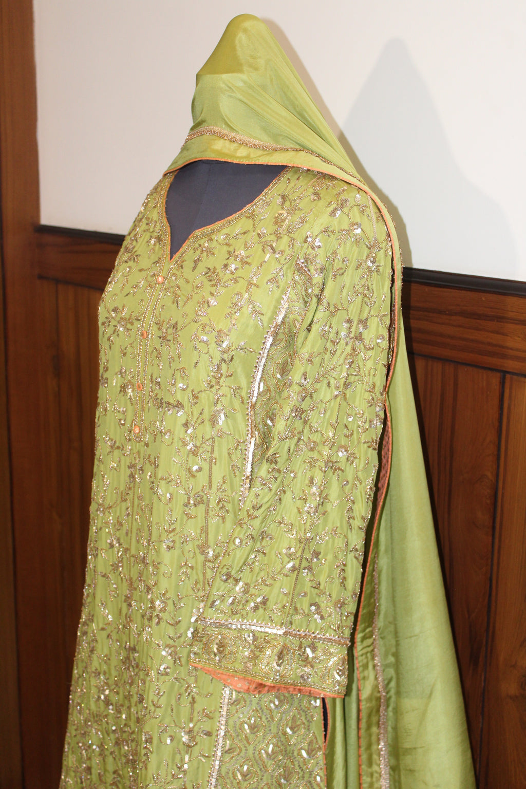 Shinning Pastel Green