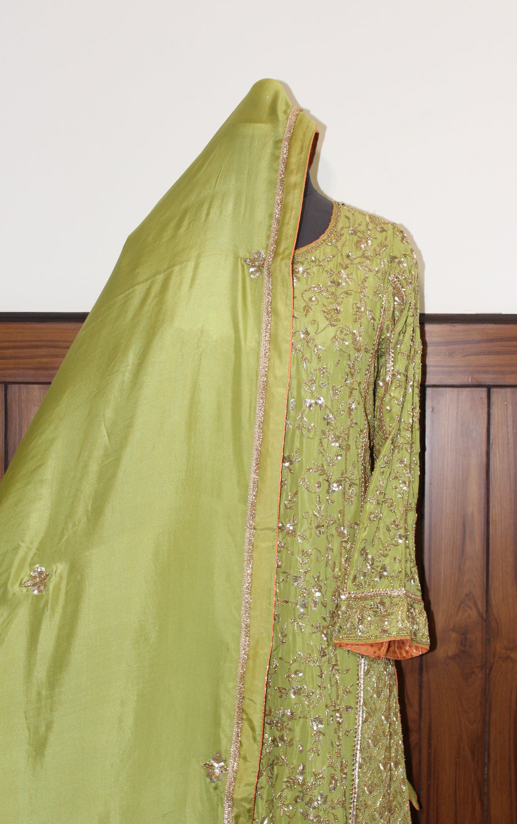 Shinning Pastel Green